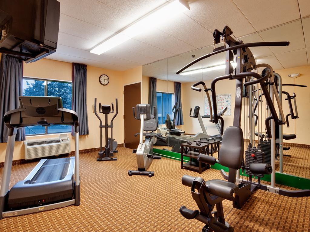 מלון Baymont By Wyndham East Windsor Bradley Airport מראה חיצוני תמונה