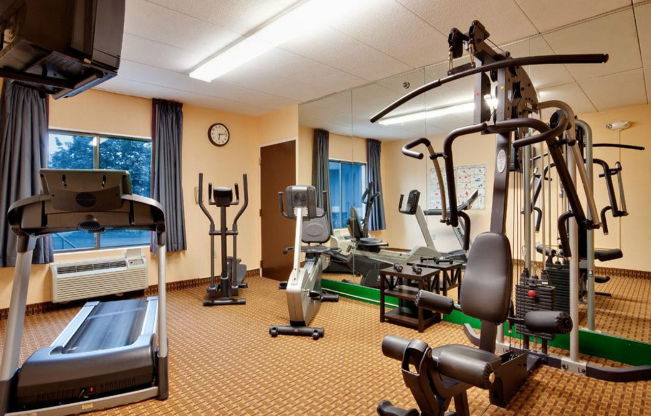 מלון Baymont By Wyndham East Windsor Bradley Airport מראה חיצוני תמונה
